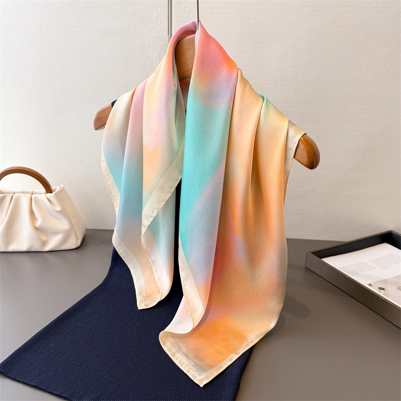 Scarf Silk Square - Syal Sutra Persegi Desain 2025 untuk