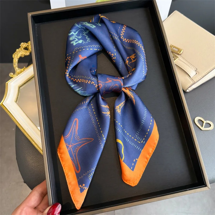 Syal Sutra Persegi Motif Biru  - Bandana Cotton ulasan dan harga